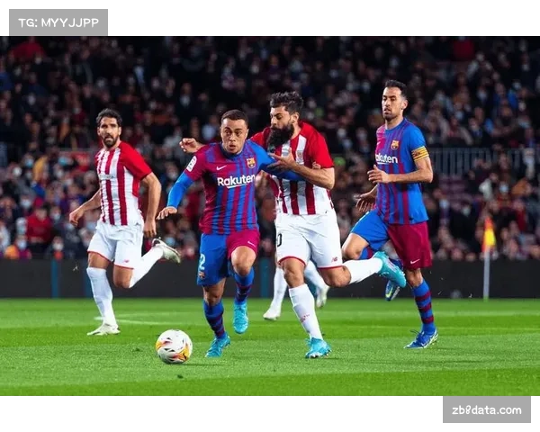 足球战术博客热帖回顾：过去五年西甲中下游球队应对豪门时防守策略的演变图谱