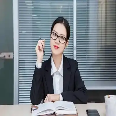 隗逸馨